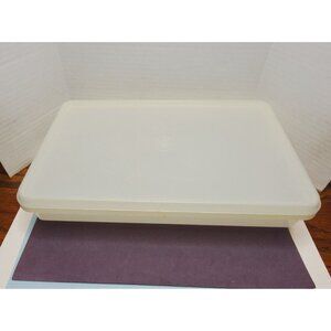 Vintage Tupperware 794 795 Deli Meat Bacon Cookie Keeper 11x7 Container Lid